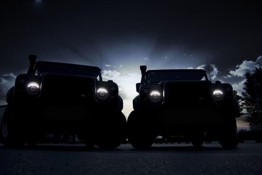  Land Rover Defender The Twins by Vilner 2011 года  (фото 4 из 51)